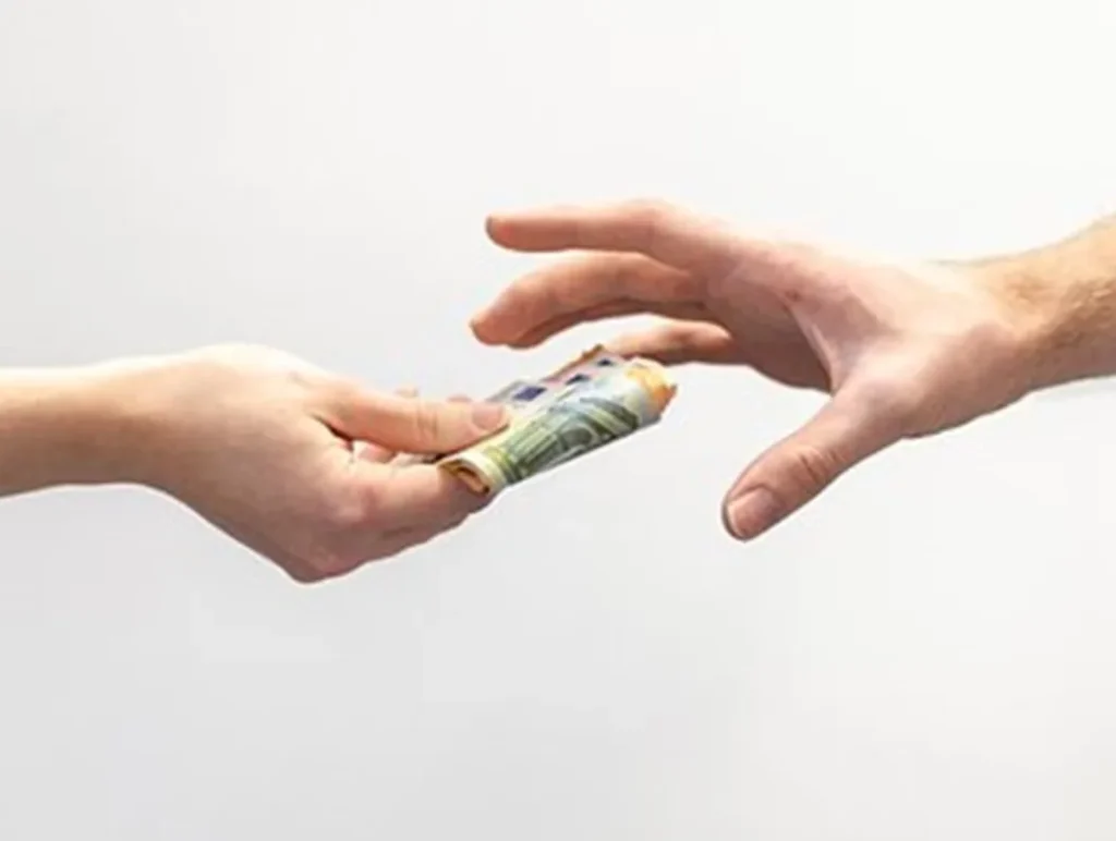 hands money exchange